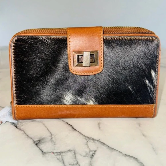 STS Ranchwear by Carroll Hair-On Leather Wallet - Picture 3 of 7